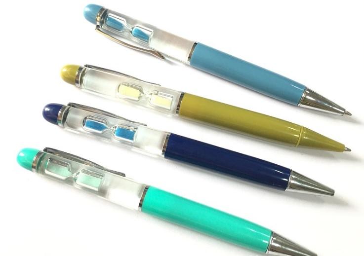 elegancka szklana klepsydra