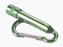 carabiniere cu lanterna LED