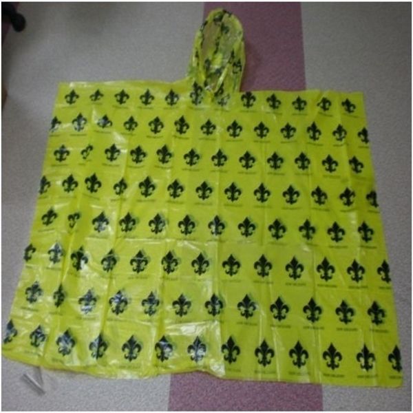 impermeabile personalizate la comanda